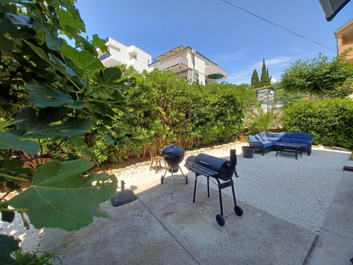 Apartment Bunjo'S Beach House Trogir Exterior foto